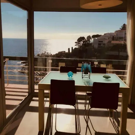 Apartment Apartamento Cala Salionc Playa Frente A La Playa